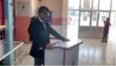 'Okulum Temiz' belgesi almaya hak kazanan okullara belgeleri verildi 'Okulum Temiz' belgesi almaya hak kazanan okullara belgeleri verildi