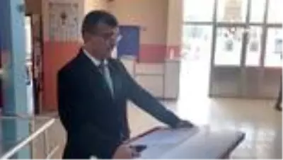 'Okulum Temiz' belgesi almaya hak kazanan okullara belgeleri verildi 'Okulum Temiz' belgesi almaya hak kazanan okullara belgeleri verildi