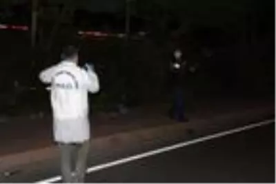 Karşıdan karşıya geçerken otomobil çarpan yaya, hayatını kaybetti Karşıdan karşıya geçerken otomobil çarpan yaya, hayatını kaybetti