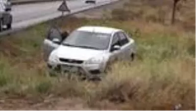 Son dakika gündem: Otomobille çarpışan hafif ticari araçtaki 4 kişiden biri öldü - ESKİŞEHİR Son dakika gündem: Otomobille çarpışan hafif ticari araçtaki 4 kişiden biri öldü - ESKİŞEHİR