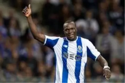 Portekiz basını, Aboubakar'ın Başakşehir ile sözleşme imzalayacağını yazdı Portekiz basını, Aboubakar'ın Başakşehir ile sözleşme imzalayacağını yazdı