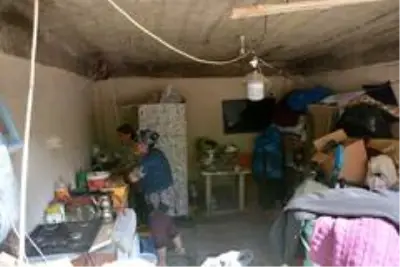 Sinop'ta evi yanan aile yardım bekliyor Sinop'ta evi yanan aile yardım bekliyor