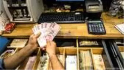 TL dolar ve euro karşısında eriyor TL dolar ve euro karşısında eriyor