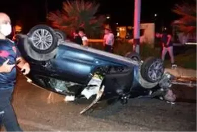 Turgutlu'da kamyon ile otomobil çarpıştı: 3 yaralı Turgutlu'da kamyon ile otomobil çarpıştı: 3 yaralı