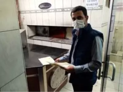 Ülkücü gençlerden esnafa siftah parası Ülkücü gençlerden esnafa siftah parası