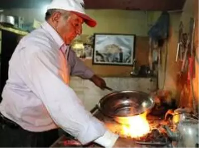Van'da son kalaycı ustası zamana direniyor
