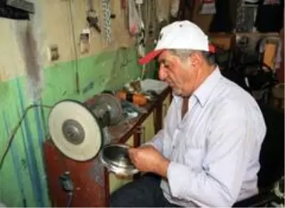 Van'da son kalaycı ustası zamana direniyor