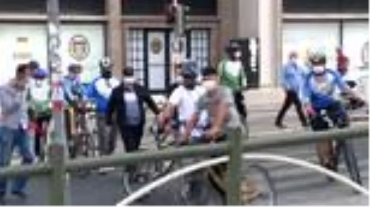 'Van Gölü Kirlenmesin, Mavi Kalsın' sloganıyla pedal çeviren aktivistler Ankara'ya ulaştı