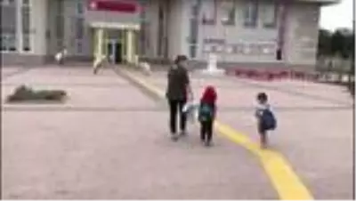 Yüz yüze eğitim, anasınıfı ve ilkokul 1'inci sınıflarda başladı Yüz yüze eğitim, anasınıfı ve ilkokul 1'inci sınıflarda başladı