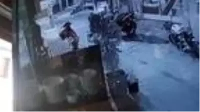 Bir haftada 18 iş yerinden hırsızlık yaptılar, eğlenirken yakalandılar Bir haftada 18 iş yerinden hırsızlık yaptılar, eğlenirken yakalandılar