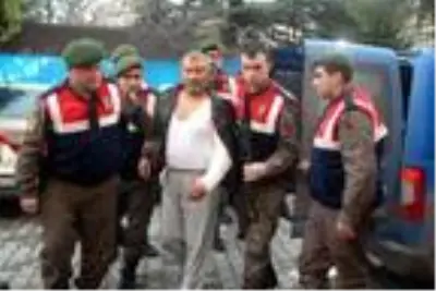 4 kişinin öldüğü cinayet davasında baba ve oğullarına ceza yağdı 4 kişinin öldüğü cinayet davasında baba ve oğullarına ceza yağdı