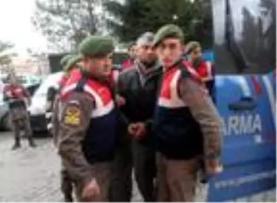 4 kişinin öldüğü cinayet davasında baba ve oğullarına ceza yağdı 4 kişinin öldüğü cinayet davasında baba ve oğullarına ceza yağdı