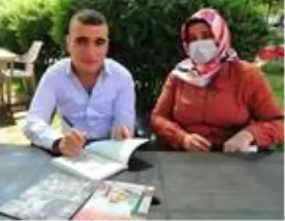 '7 yıl yaşar' denilen Serhat, 20 yaşında 3'üncü kitabını yazdı '7 yıl yaşar' denilen Serhat, 20 yaşında 3'üncü kitabını yazdı