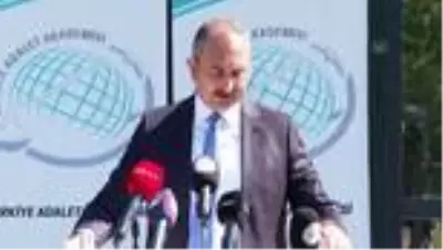 Son dakika haberi... Adalet Bakanı Gül: 'Milletimiz sizden adil kararı makul sürede vermenizi beklemektedir' Son dakika haberi... Adalet Bakanı Gül: 'Milletimiz sizden adil kararı makul sürede vermenizi beklemektedir'