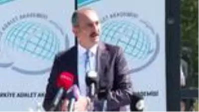 Son dakika haberi... Adalet Bakanı Gül: 'Milletimiz sizden adil kararı makul sürede vermenizi beklemektedir' Son dakika haberi... Adalet Bakanı Gül: 'Milletimiz sizden adil kararı makul sürede vermenizi beklemektedir'