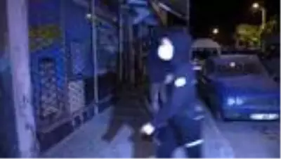 Son dakika! Adana'da DEAŞ operasyonunda 5 kişi yakalandı Son dakika! Adana'da DEAŞ operasyonunda 5 kişi yakalandı
