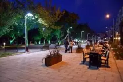 Aliağa Türkiye ekonomisine değer katmaya devam ediyor Aliağa Türkiye ekonomisine değer katmaya devam ediyor