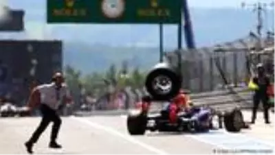 Almanya'da F1 yarışına 20 bin seyirci alınacak Almanya'da F1 yarışına 20 bin seyirci alınacak