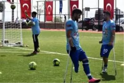 Son dakika haberleri... Türkiye Ampute Futbol Turnuvası Ahlat'ta başladı Son dakika haberleri... Türkiye Ampute Futbol Turnuvası Ahlat'ta başladı