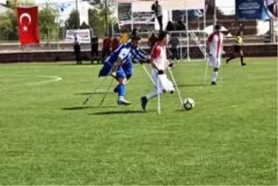 Son dakika haberleri... Türkiye Ampute Futbol Turnuvası Ahlat'ta başladı Son dakika haberleri... Türkiye Ampute Futbol Turnuvası Ahlat'ta başladı