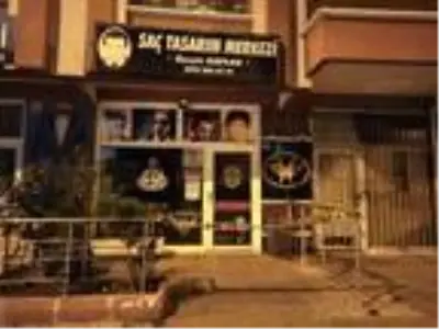Son dakika haberleri! Ankara'da silahlı kavgada ölen kişinin yakınları hastanede sağlıkçılara saldırdı Son dakika haberleri! Ankara'da silahlı kavgada ölen kişinin yakınları hastanede sağlıkçılara saldırdı