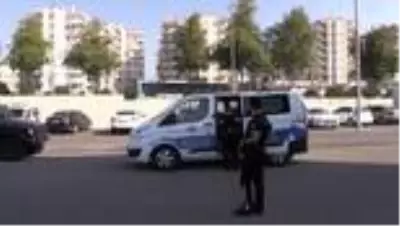 Bariyerlere çarpan motosikletteki polis şehit oldu Bariyerlere çarpan motosikletteki polis şehit oldu