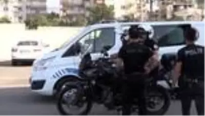 Bariyerlere çarpan motosikletteki polis şehit oldu Bariyerlere çarpan motosikletteki polis şehit oldu