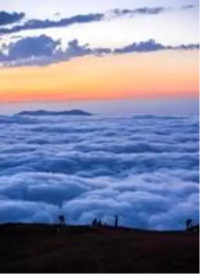 Bulutların üzerindeki yayla, ziyaretçilerini cezbediyor Bulutların üzerindeki yayla, ziyaretçilerini cezbediyor