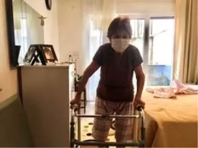 Çekicinin kaldırdığı araçtan düştü, yatağa bağımlı kaldı Çekicinin kaldırdığı araçtan düştü, yatağa bağımlı kaldı