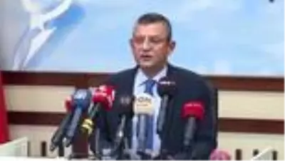 CHP Grup Başkanvekili Özgür Özel, gündemi değerlendirdi CHP Grup Başkanvekili Özgür Özel, gündemi değerlendirdi