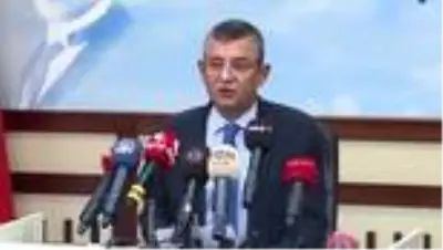 CHP Grup Başkanvekili Özgür Özel, gündemi değerlendirdi CHP Grup Başkanvekili Özgür Özel, gündemi değerlendirdi