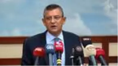 CHP'Lİ ÖZEL'DEN İTTİFAK SORUSUNA YANIT CHP'Lİ ÖZEL'DEN İTTİFAK SORUSUNA YANIT
