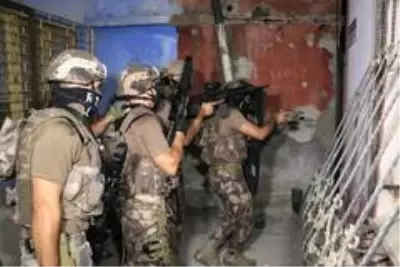 Son Dakika | DEAŞ'ın uyuyan hücresine operasyon Son Dakika | DEAŞ'ın uyuyan hücresine operasyon