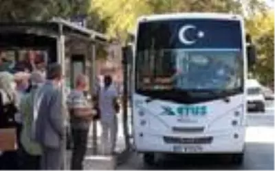 Edirne'de 65 yaş ve üzerindekilere ulaşımda yeni koronavirüs tedbiri Edirne'de 65 yaş ve üzerindekilere ulaşımda yeni koronavirüs tedbiri