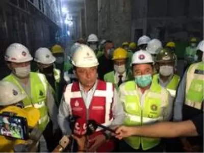 Ekrem İmamoğlu Dudullu-Bostancı metro hattında incelemelerde bulundu Ekrem İmamoğlu Dudullu-Bostancı metro hattında incelemelerde bulundu
