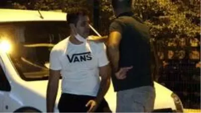 Evinde fenalaşan güvenlik amiri hayatını kaybetti, yakınları birbirine sarılıp ağladı Evinde fenalaşan güvenlik amiri hayatını kaybetti, yakınları birbirine sarılıp ağladı