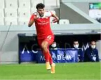 Gökdeniz Bayrakdar'dan tarihi gol Gökdeniz Bayrakdar'dan tarihi gol