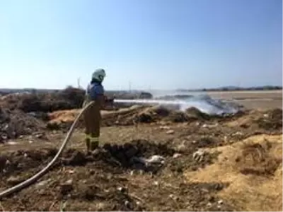 Gömeç'te çöplük yangını korkuttu Gömeç'te çöplük yangını korkuttu