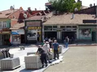Hisarcık'ta beton parke çalışmaları Hisarcık'ta beton parke çalışmaları