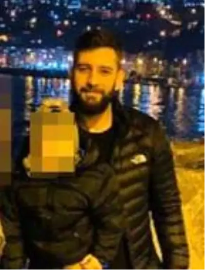 Kamyona çarpan motosikletin sürücüsü hayatını kaybetti (2) Kamyona çarpan motosikletin sürücüsü hayatını kaybetti (2)