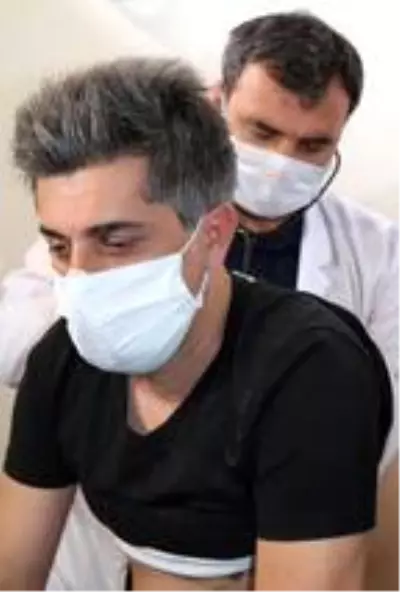 Kaza sonrası kalbinin sağda, organlarının da ters tarafta olduğunu öğrendi Kaza sonrası kalbinin sağda, organlarının da ters tarafta olduğunu öğrendi
