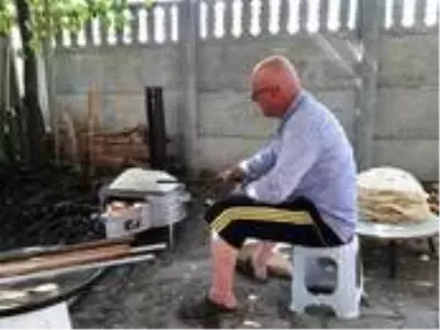 Kış hazırlıklarına erkek eli değdi Kış hazırlıklarına erkek eli değdi