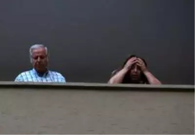 Balkona çıkıp aşağıda komşularının cansız bedenini gören vatandaşlar şoke oldu Balkona çıkıp aşağıda komşularının cansız bedenini gören vatandaşlar şoke oldu