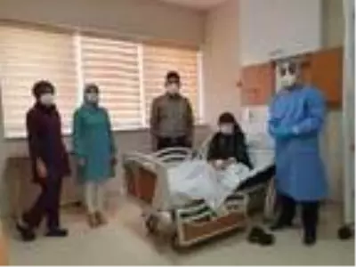 Dünyada koronavirüsü yenen en yaşlı hastalardan biri olan kadın: Hiç evden çıkmadım nereden bulaştığını bilmiyorum Dünyada koronavirüsü yenen en yaşlı hastalardan biri olan kadın: Hiç evden çıkmadım nereden bulaştığını bilmiyorum