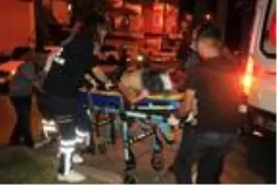 Motosiklet devrildi: 2 yaralı Motosiklet devrildi: 2 yaralı