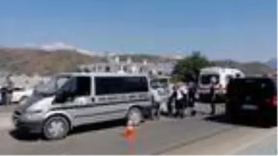 16 yıl sonra aynı kaderi yaşadılar! Torununun öldüğü yerde meydana gelen kazada can verdi 16 yıl sonra aynı kaderi yaşadılar! Torununun öldüğü yerde meydana gelen kazada can verdi