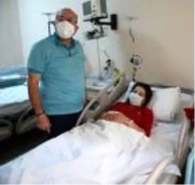 Prof. Dr. Evrüke: Anne sütünden koronavirüs bulaşmıyor Prof. Dr. Evrüke: Anne sütünden koronavirüs bulaşmıyor
