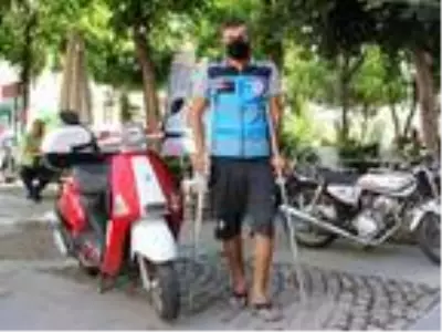 Salgında vatandaşların sipariş getiren kuryelerden ilginç istekleri: Çöpü dökebilir misiniz? Salgında vatandaşların sipariş getiren kuryelerden ilginç istekleri: Çöpü dökebilir misiniz?