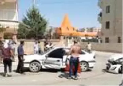 Sokak ortasında silah zoruyla genç kızı kaçırdılar! Ailesi peşine düşünce ortalık karıştı Sokak ortasında silah zoruyla genç kızı kaçırdılar! Ailesi peşine düşünce ortalık karıştı