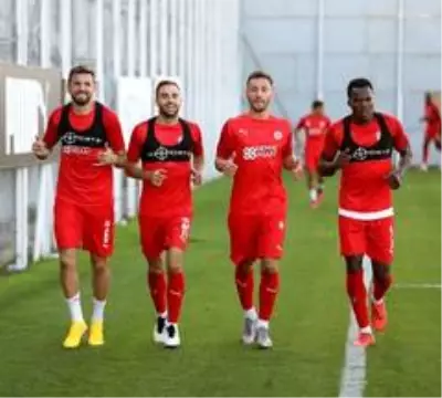 Demir Grup Sivasspor, MKE Ankaragücü maçının hazırlıklarına başladı Demir Grup Sivasspor, MKE Ankaragücü maçının hazırlıklarına başladı